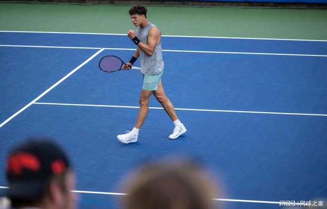 耐人寻味的 耐人寻味的