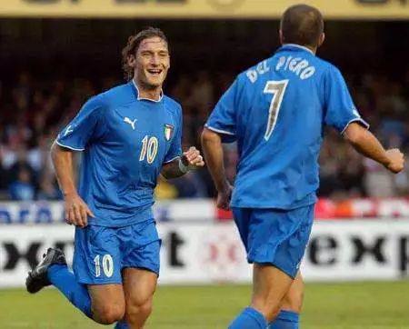 欧文更推祝贺球队取胜：打得非常棒 无论怎样都要团结一致